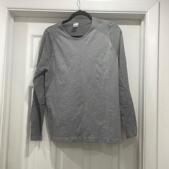 Fabletics Sync seamless long sleeve top in STEEL size XL - Picture 1 of 4